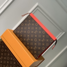 LV Clutch Bags